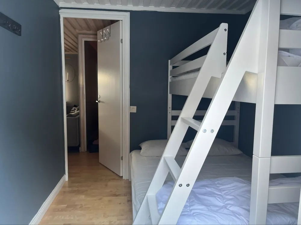 Utsiktsvägen 64, övre