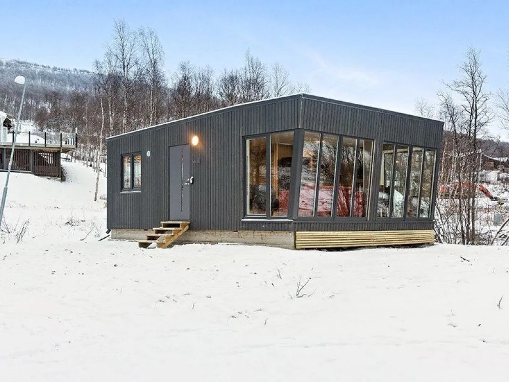Josefinas väg 9