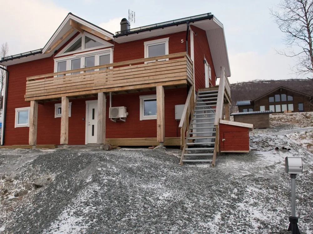 Margaretas väg 5, Övre