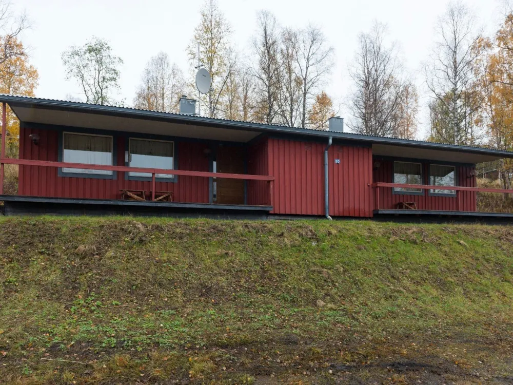 Vårstigen 22, västra