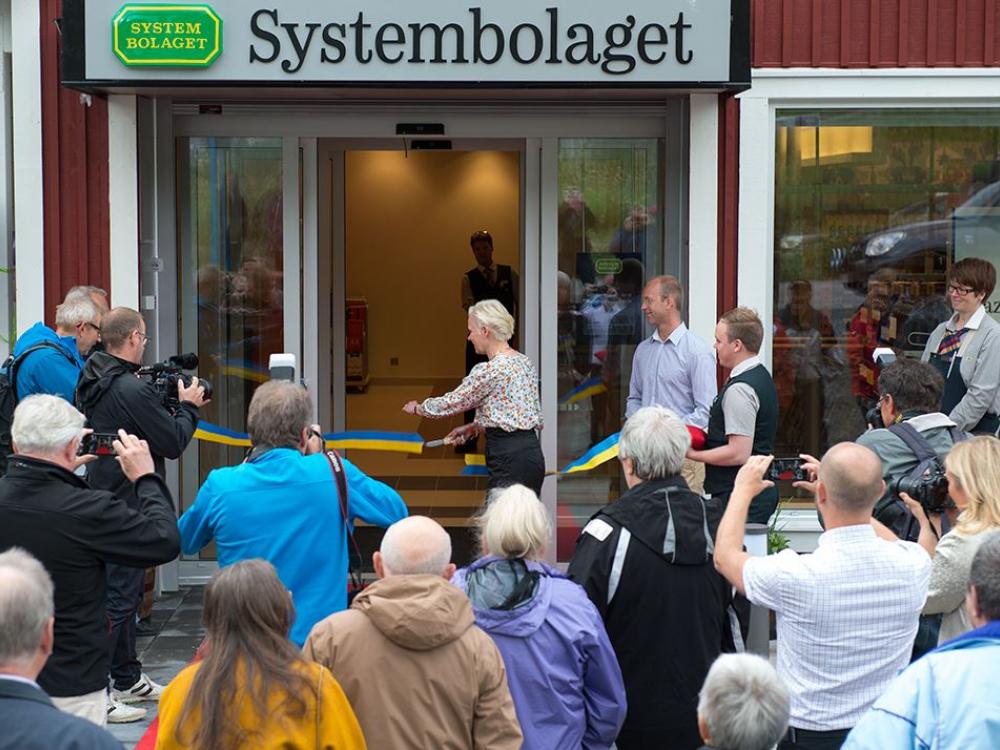 Invigning systembolaget bayhill