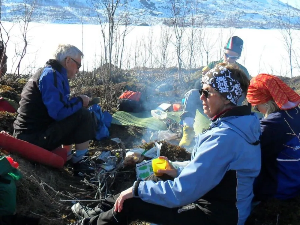 Fika vid Överuman