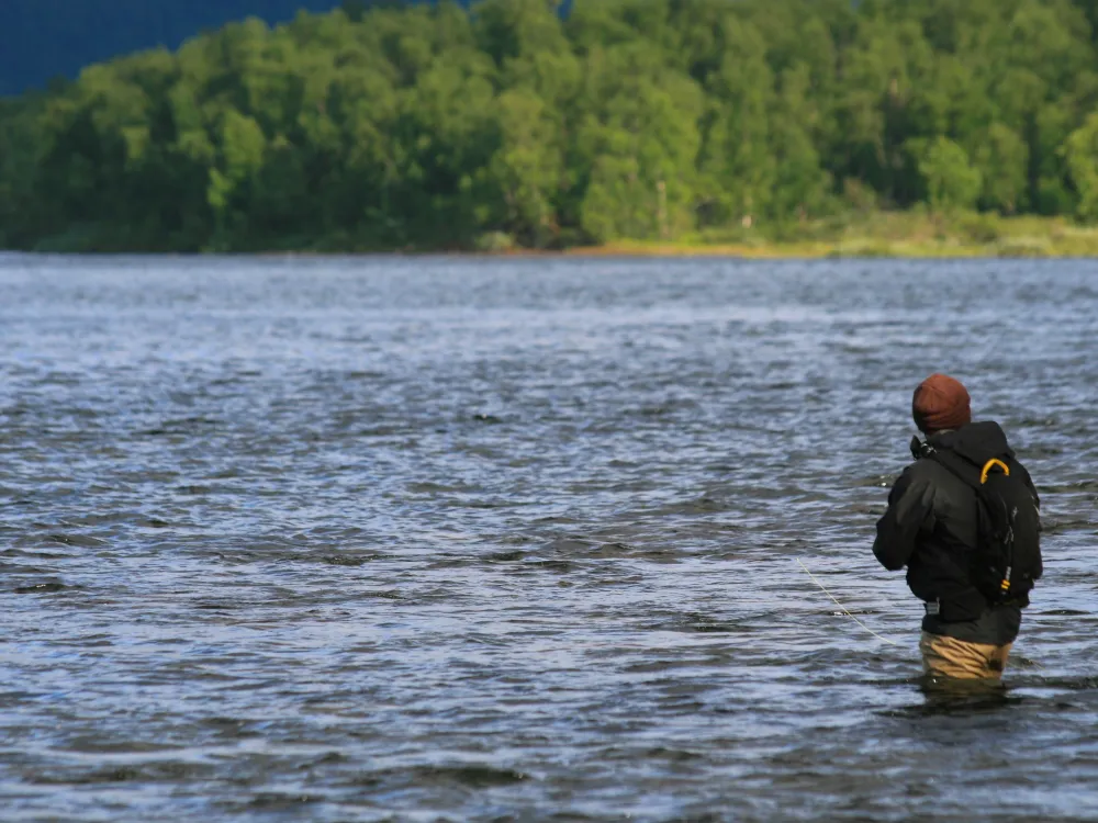 Exclusive ice fishing & summer fishing with Stig Strand