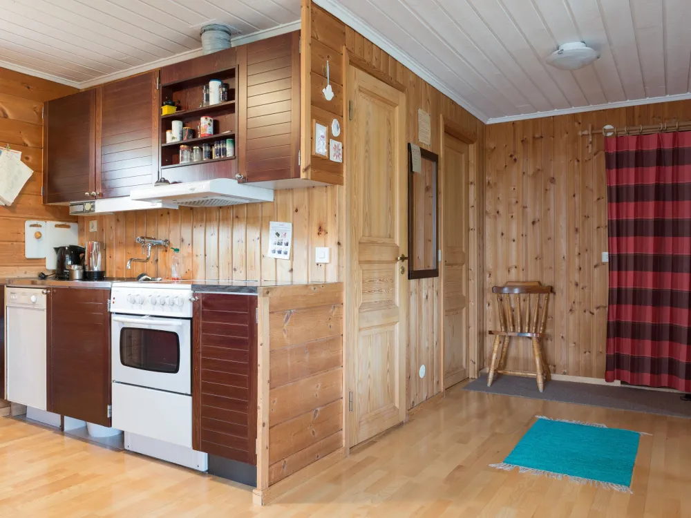 Vårstigen 22, Västra