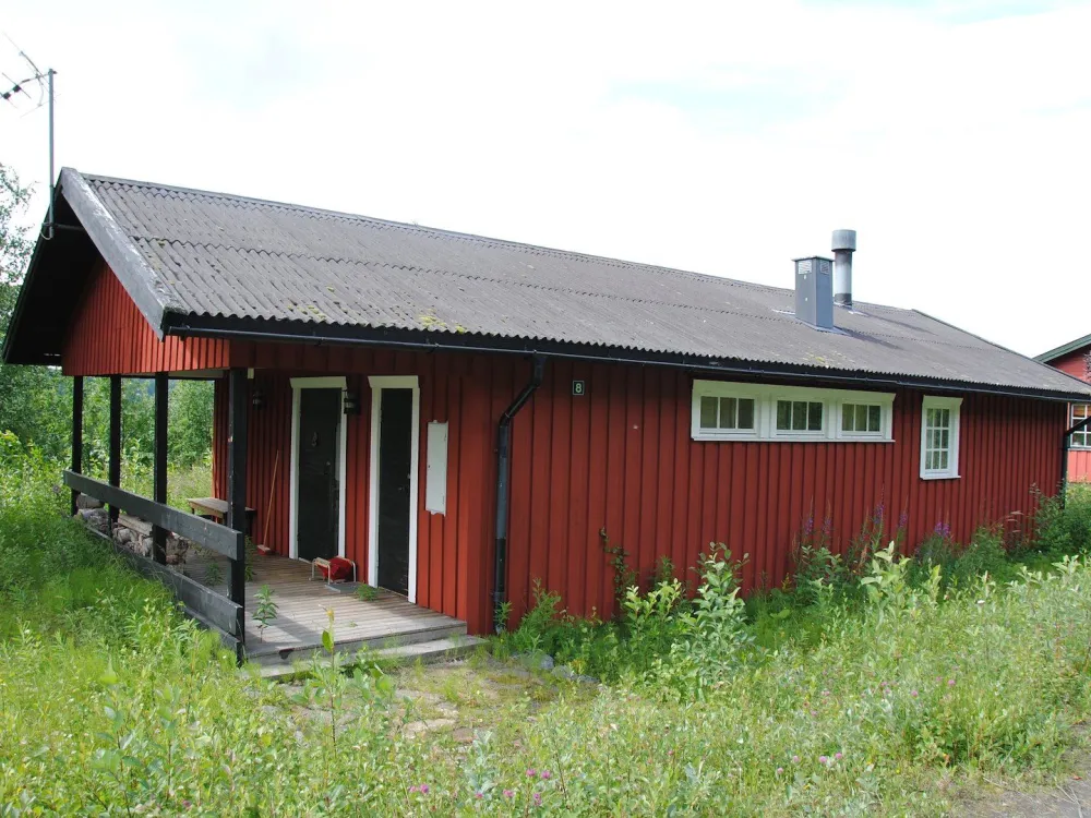 Sommarvägen 8