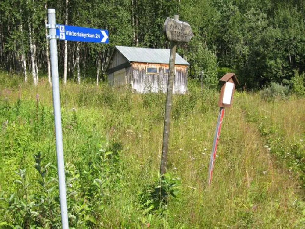 Leden över Väretsfjället till Viktoriakyrkan